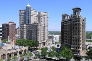 hotels_around_fabulous_fox_theater